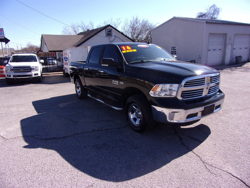 2016 Ram 1500 - $24,500