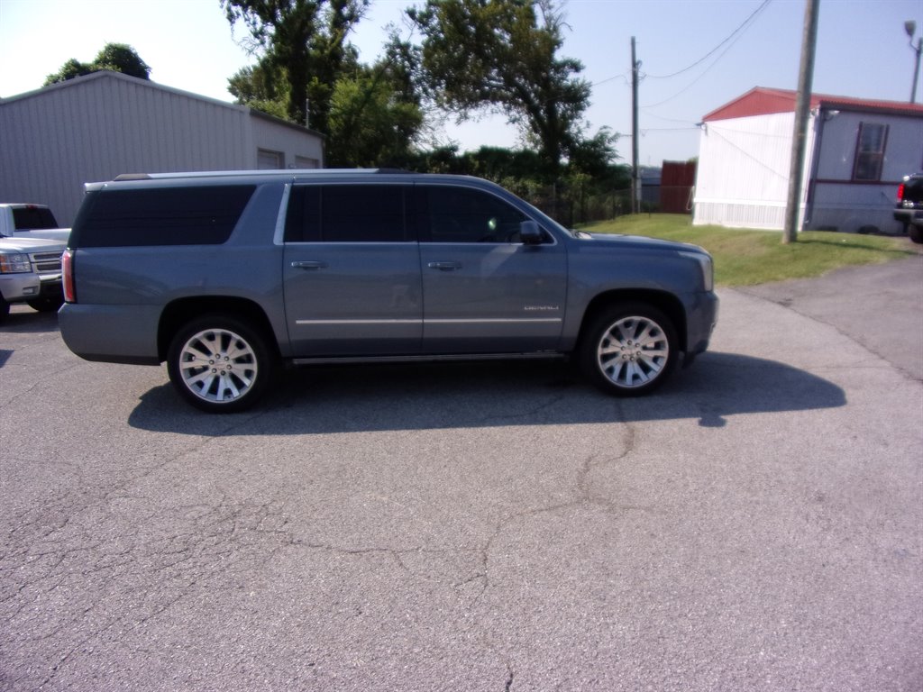 2016 GMC Yukon - $24,900