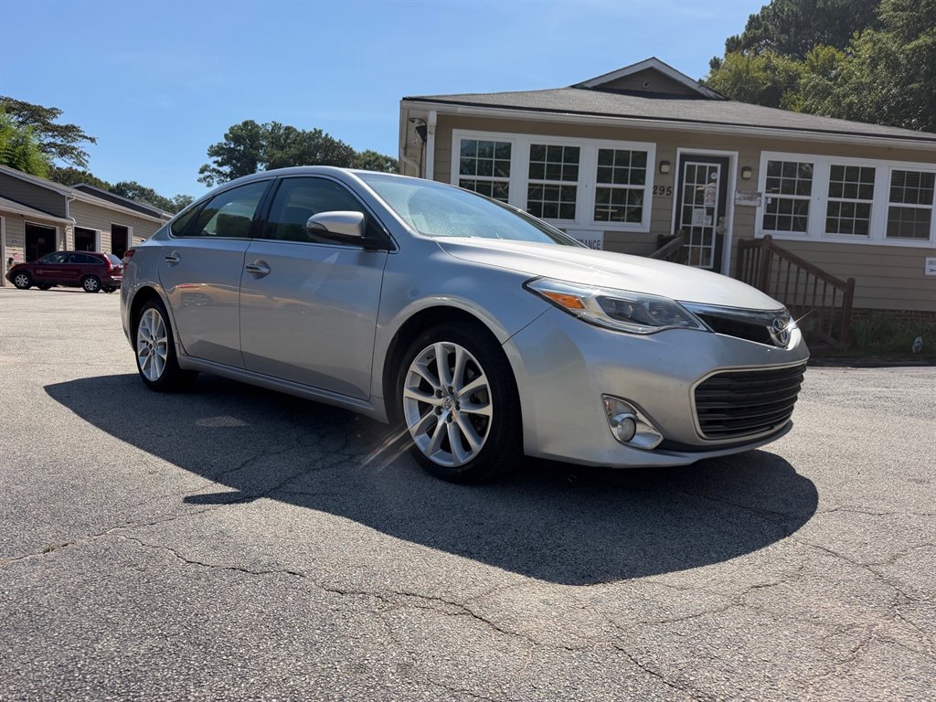 2013 Toyota Avalon - $12,995