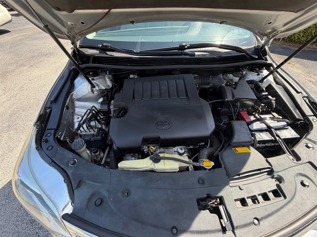 2013 Toyota Avalon - $12,995