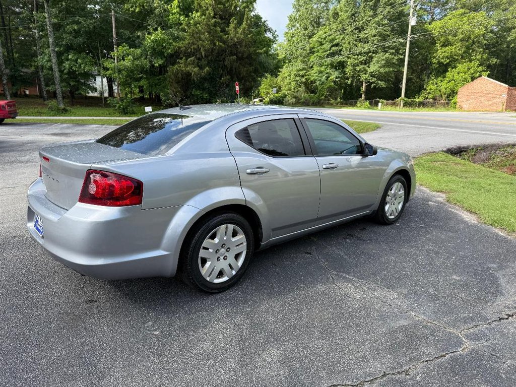 2014 Dodge Avenger - $8,995