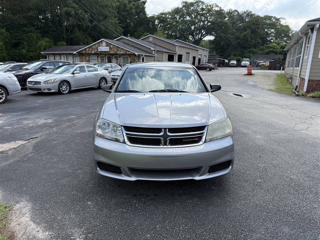 2014 Dodge Avenger - $8,995
