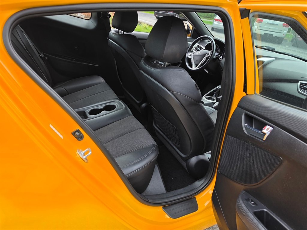 2016 Hyundai Veloster - $9,995
