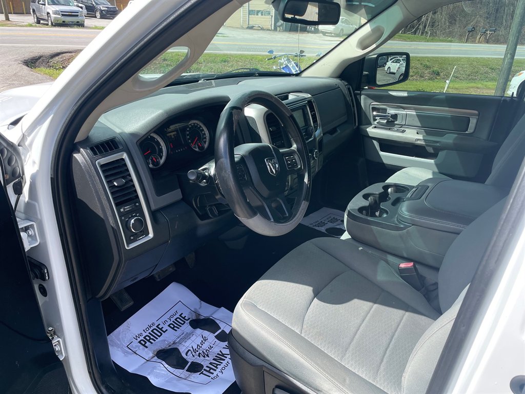 2016 Ram 1500 - $14,995