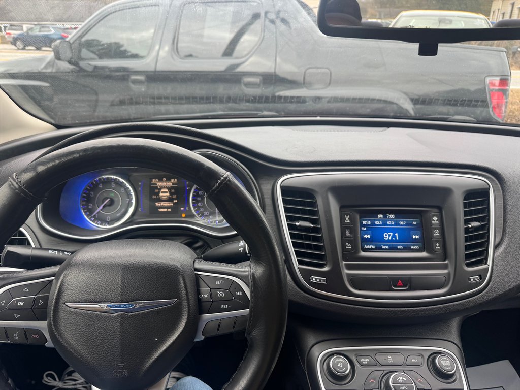 2015 Chrysler 200
