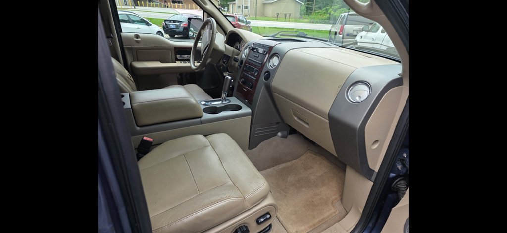2006 Ford F-150 - $10,995