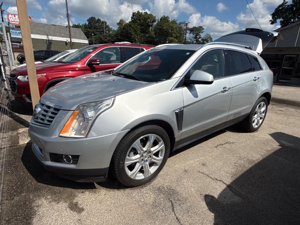 2014 Cadillac SRX - $11,999