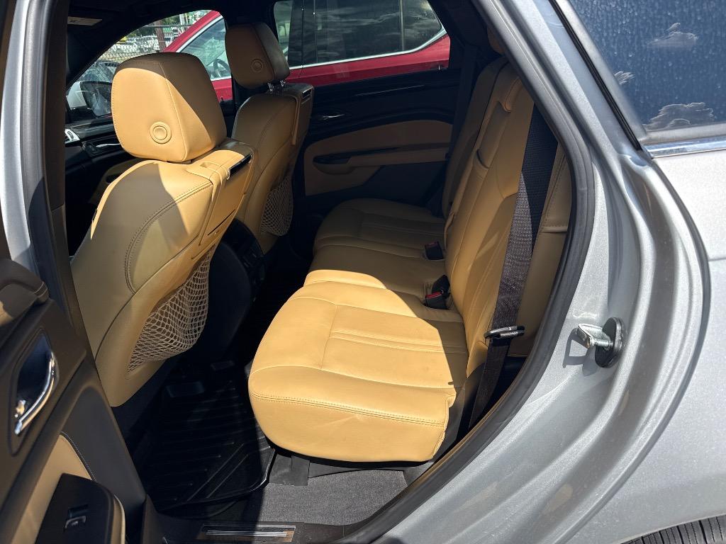 2014 Cadillac SRX - $11,999