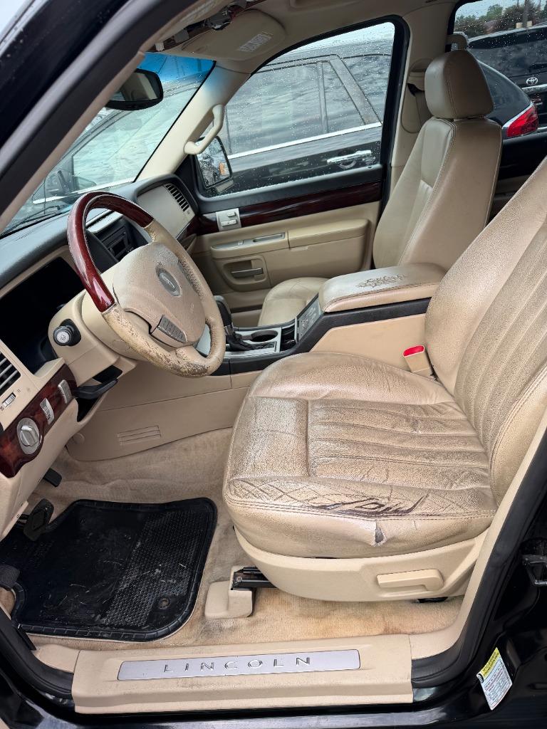 2005 Lincoln Aviator - $4,999