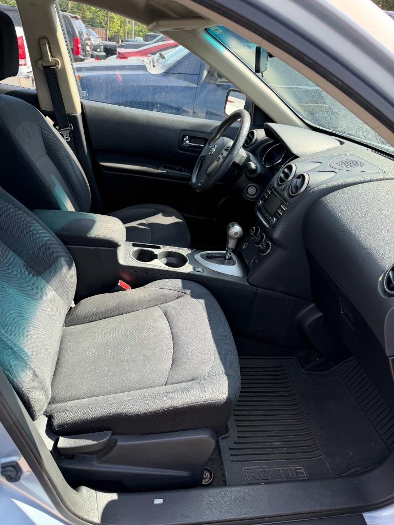 2015 Nissan Rogue - $8,999