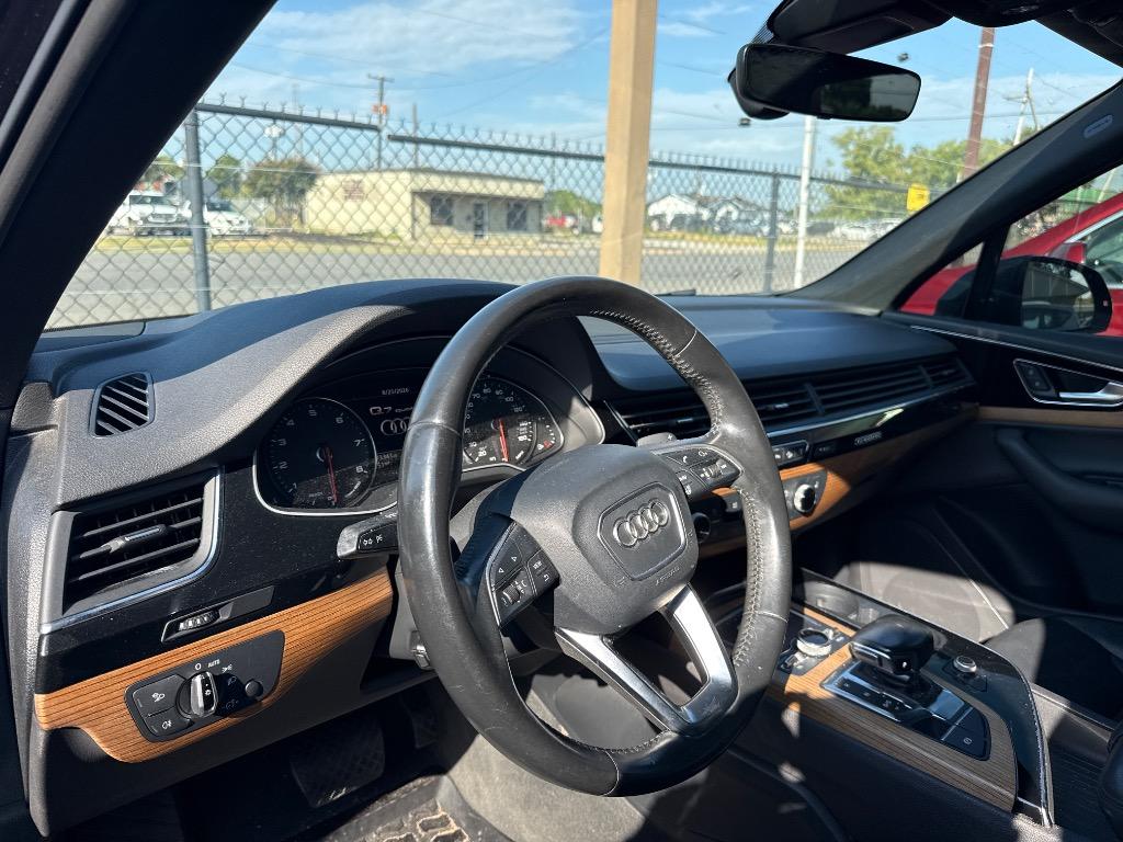 2017 Audi Q7 - $8,995