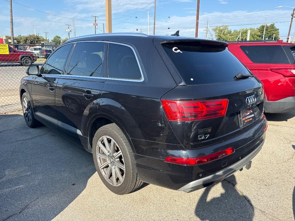 2017 Audi Q7 - $8,995