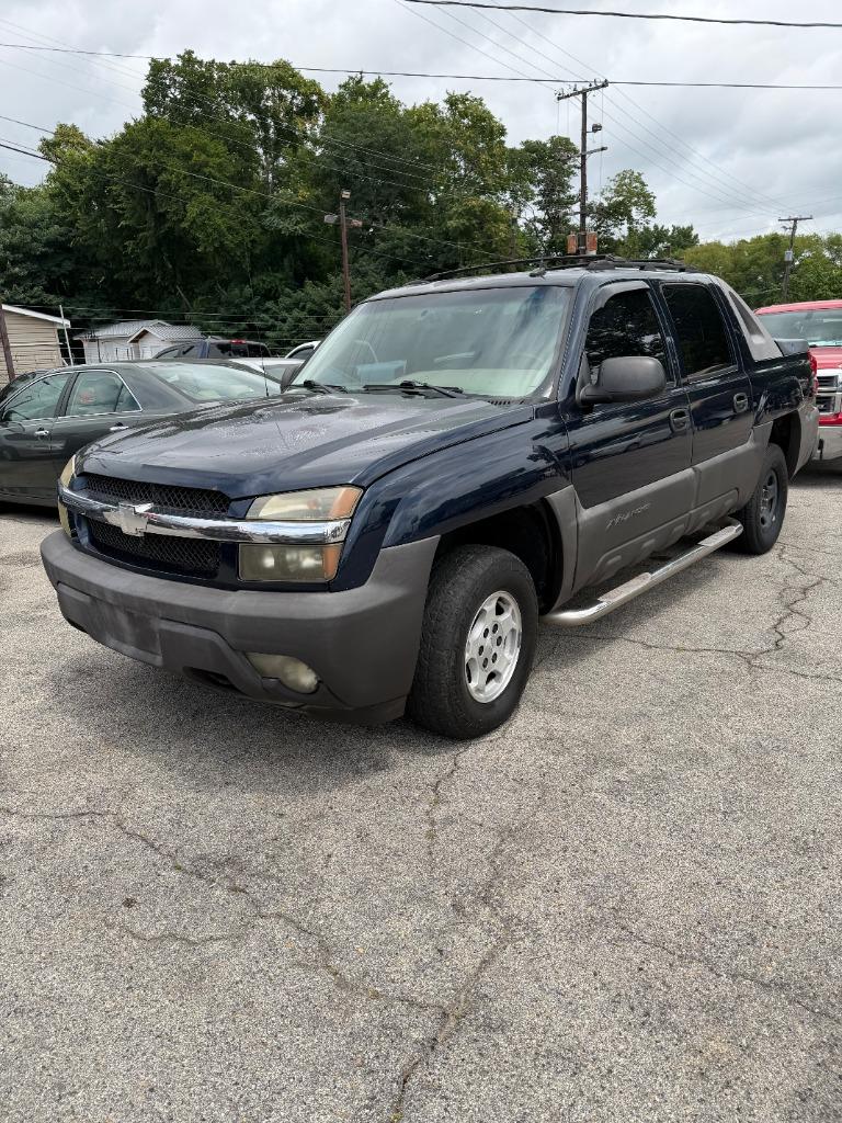 2005 Chevrolet Avalanche - $8,990
