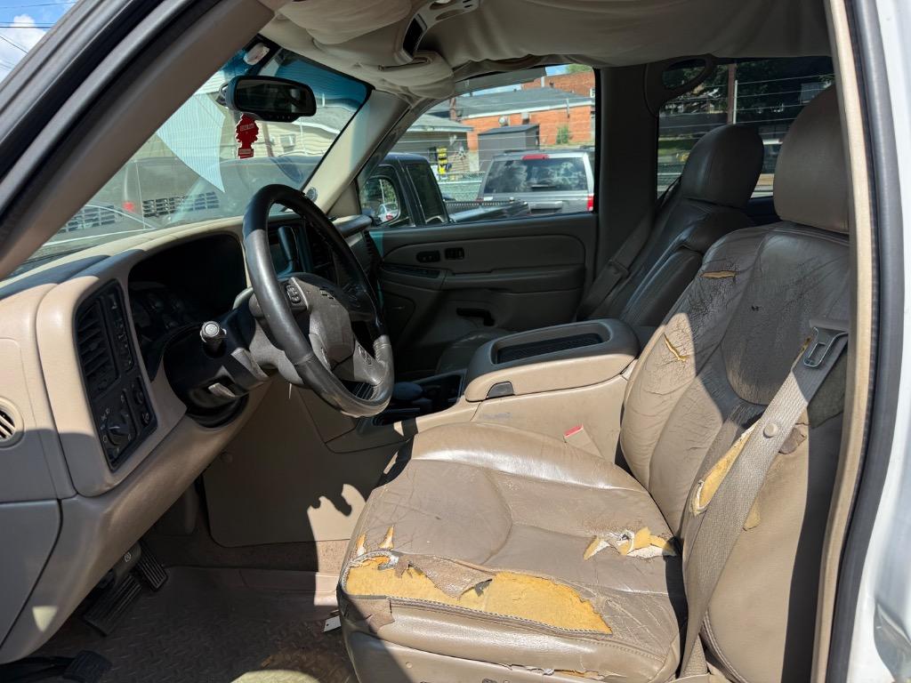 2005 Chevrolet Silverado - $7,595