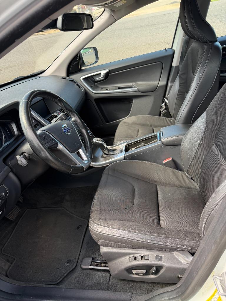 2016 Volvo XC60 - $7,990