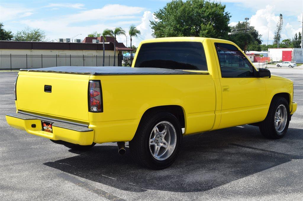 1993 Chevrolet RSX C1500 Cheyenne photo