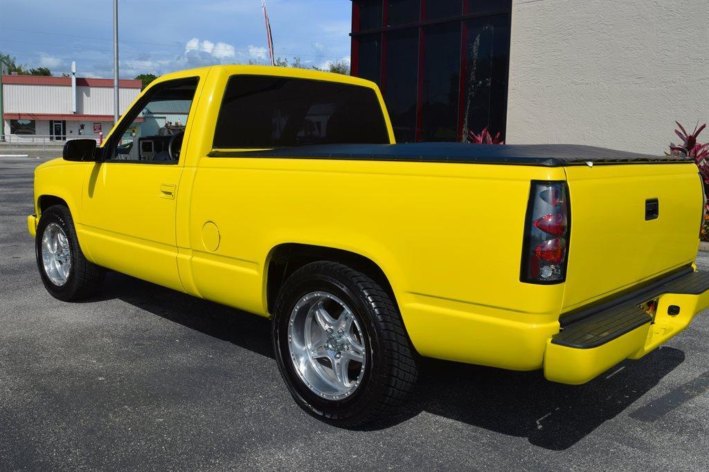 1993 Chevrolet RSX C1500 Cheyenne photo
