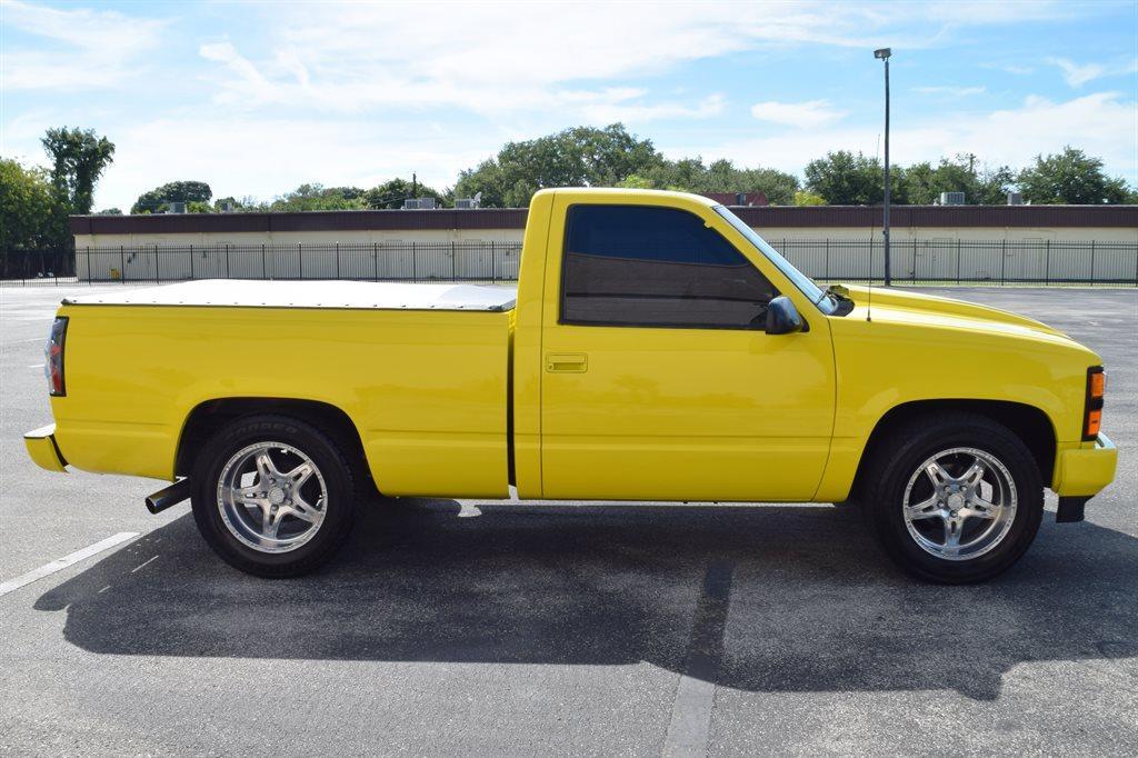 1993 Chevrolet RSX C1500 Cheyenne photo