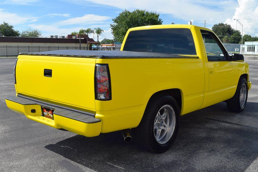 1993 Chevrolet RSX C1500 Cheyenne photo