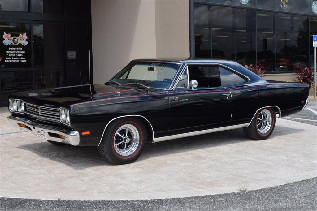 The 1969 Plymouth Road Runner 440ci 4 Speed PS PB photos