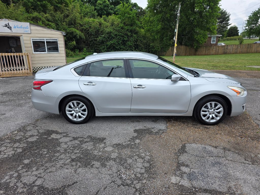2014 Nissan Altima - $6,995