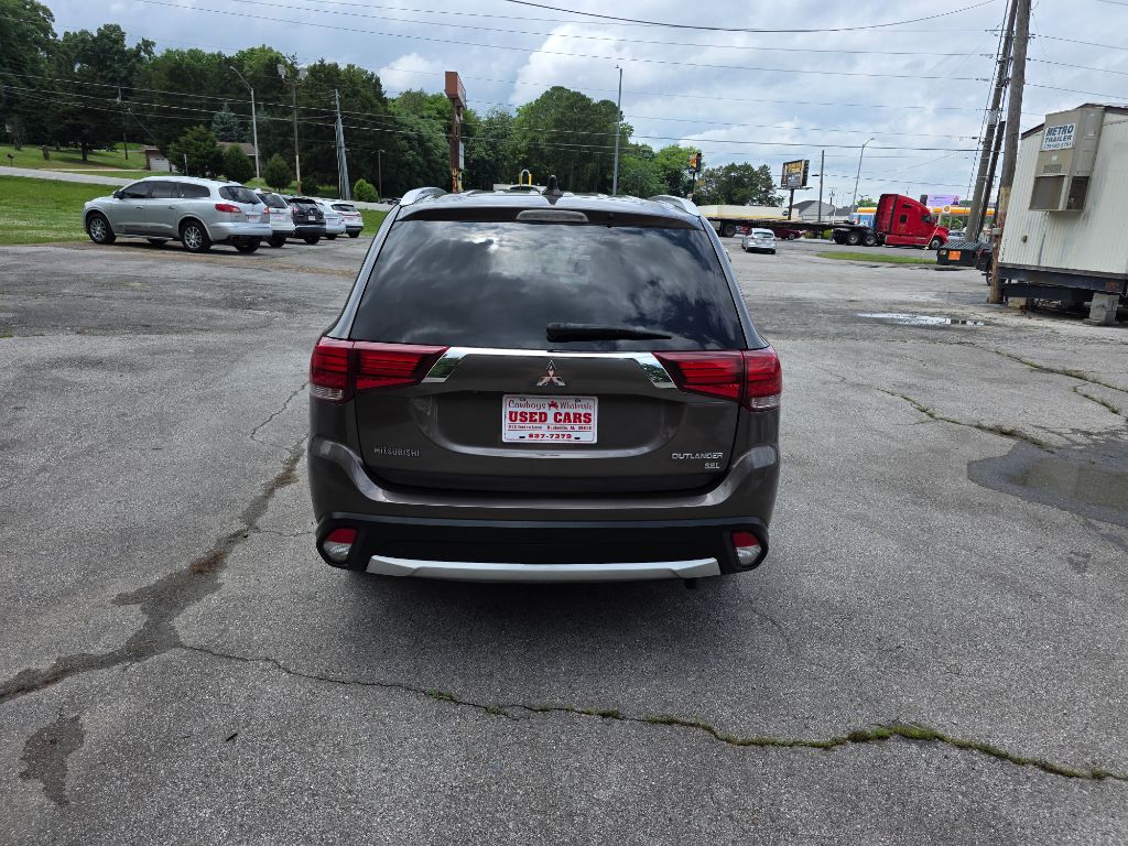 2017 Mitsubishi Outlander - $9,995