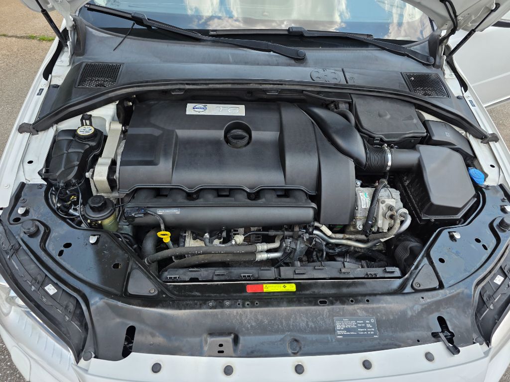 2013 Volvo S80 - $7,995