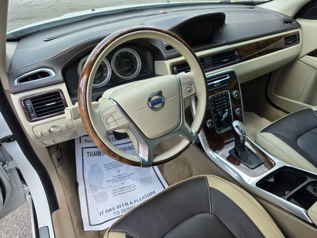2013 Volvo S80 - $7,995