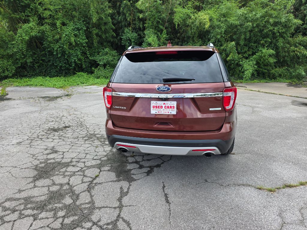2016 Ford Explorer - $10,995