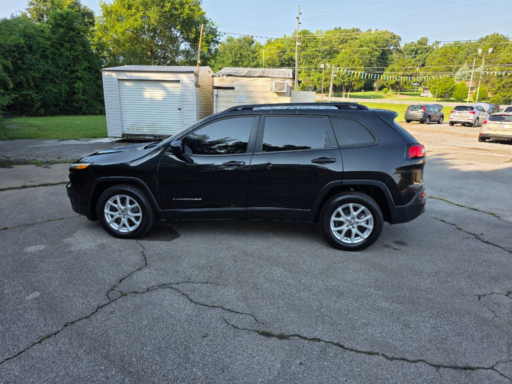2015 Jeep Cherokee - $7,995