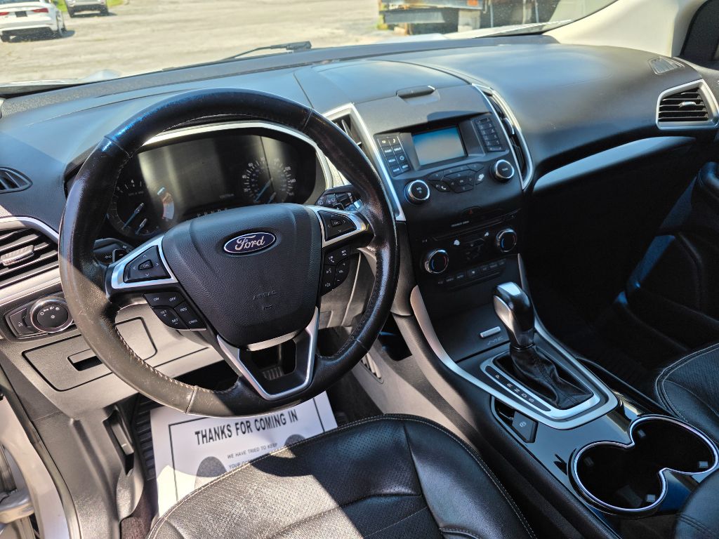 2015 Ford Edge - $7,995