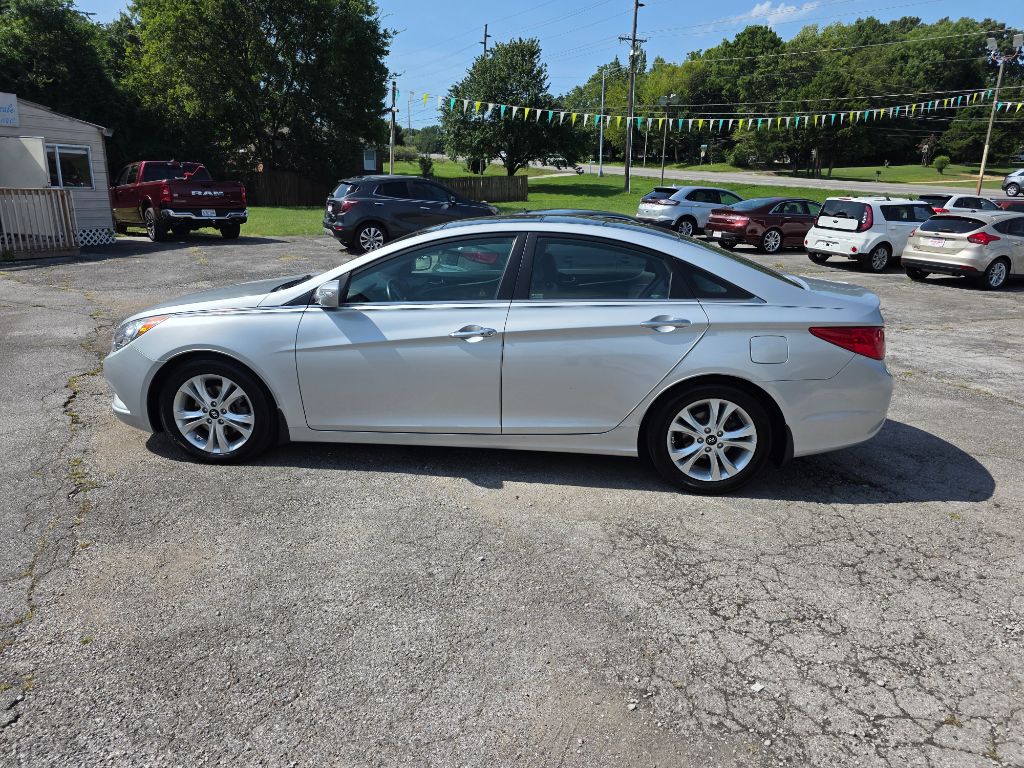 2013 Hyundai Sonata - $8,995