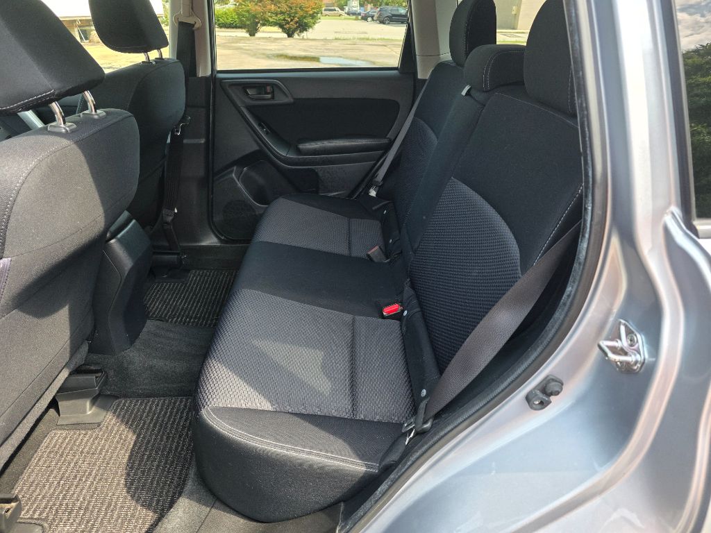 2016 Subaru Forester - $9,995