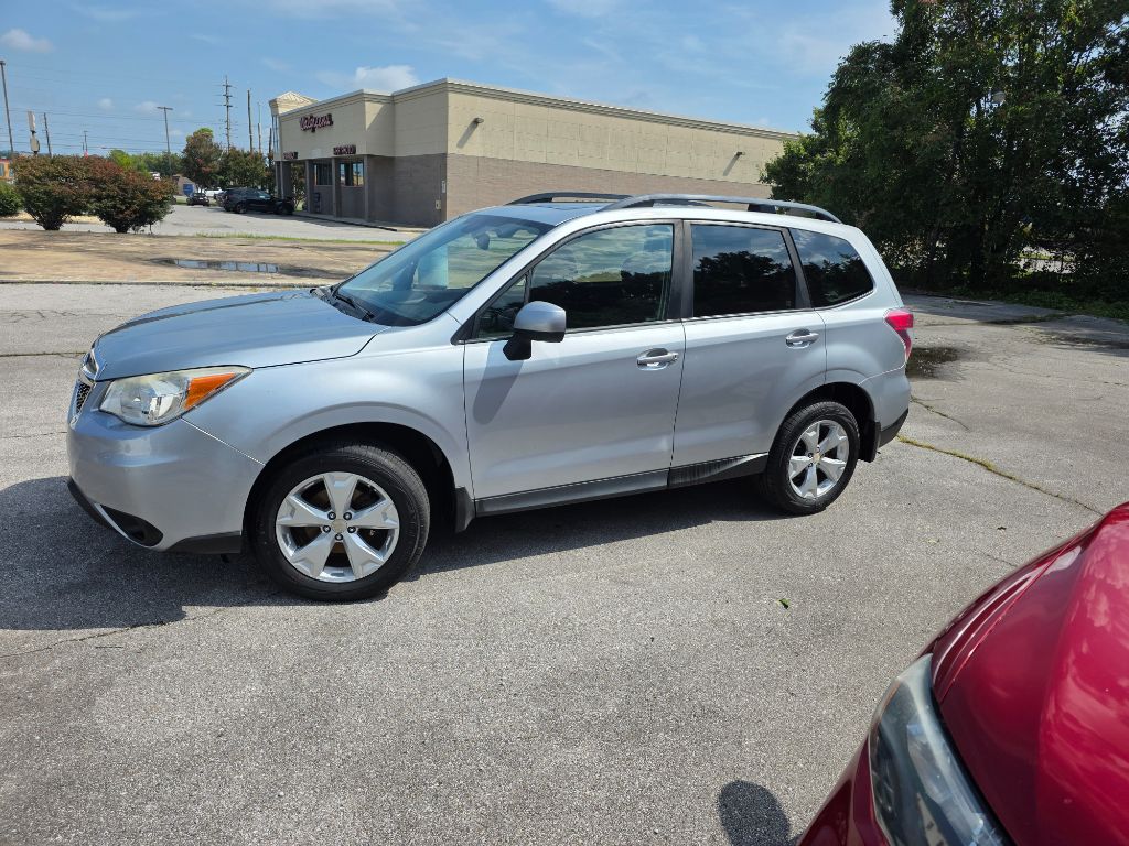 2016 Subaru Forester - $9,995