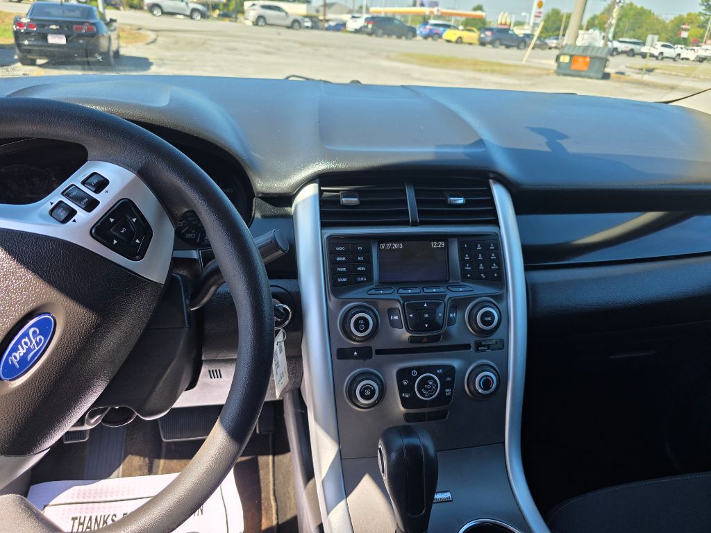 2013 Ford Edge - $9,995