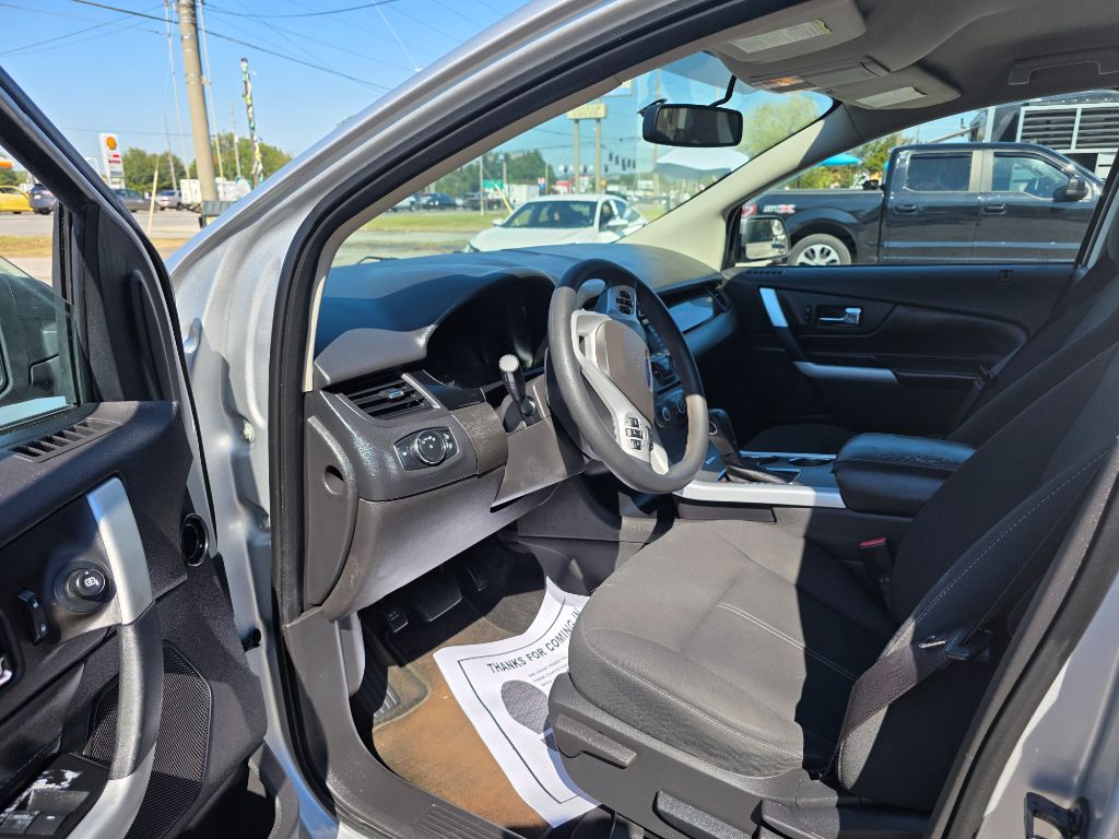 2013 Ford Edge - $9,995