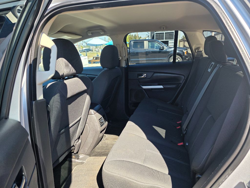 2013 Ford Edge - $9,995