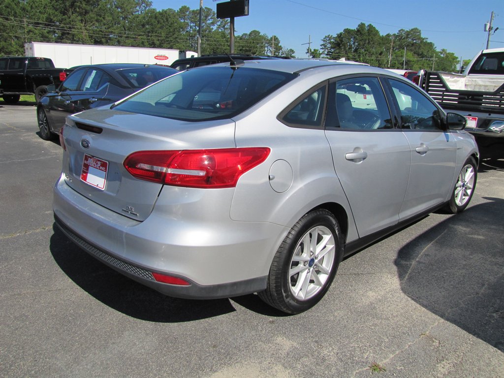 2015 Ford Focus - $6,995