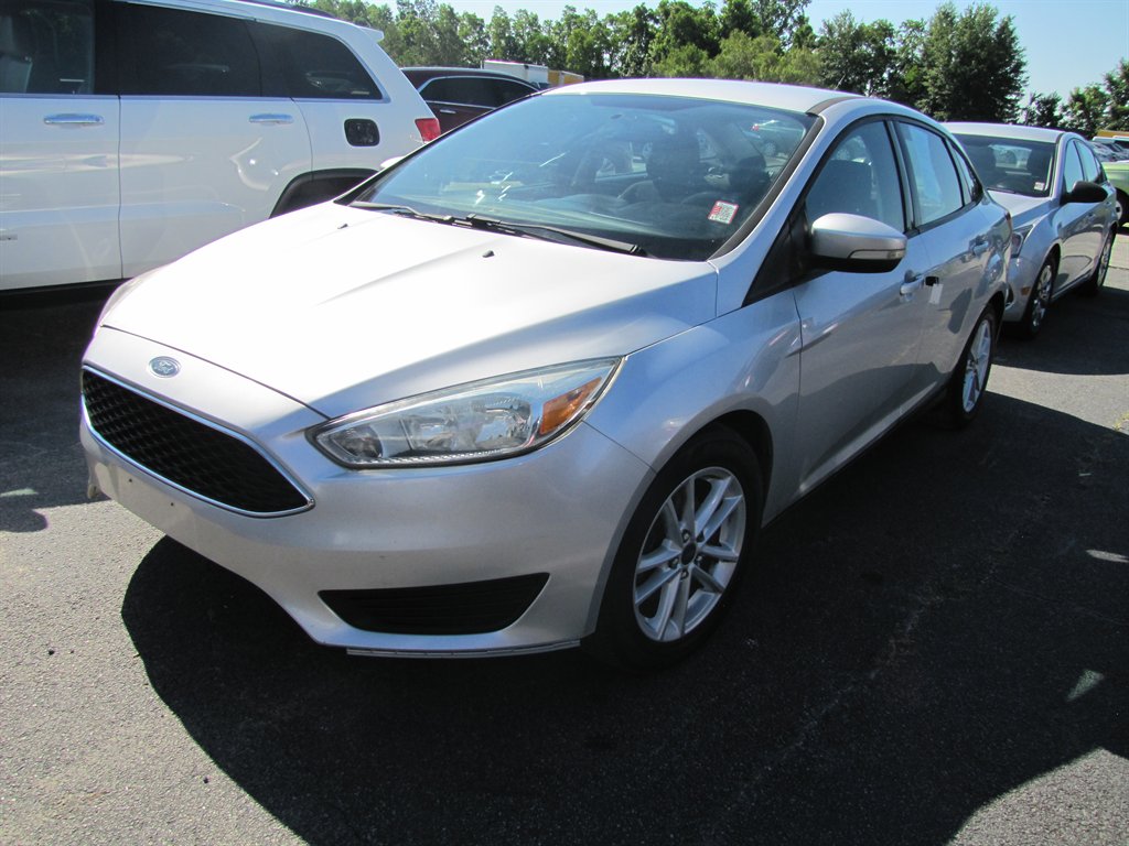 2015 Ford Focus - $6,995