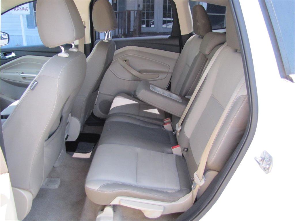 2015 Ford Escape - $7,995