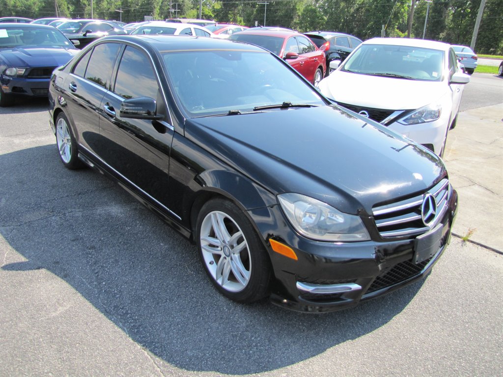 2014 Mercedes-Benz C-Class C250 Luxury photo