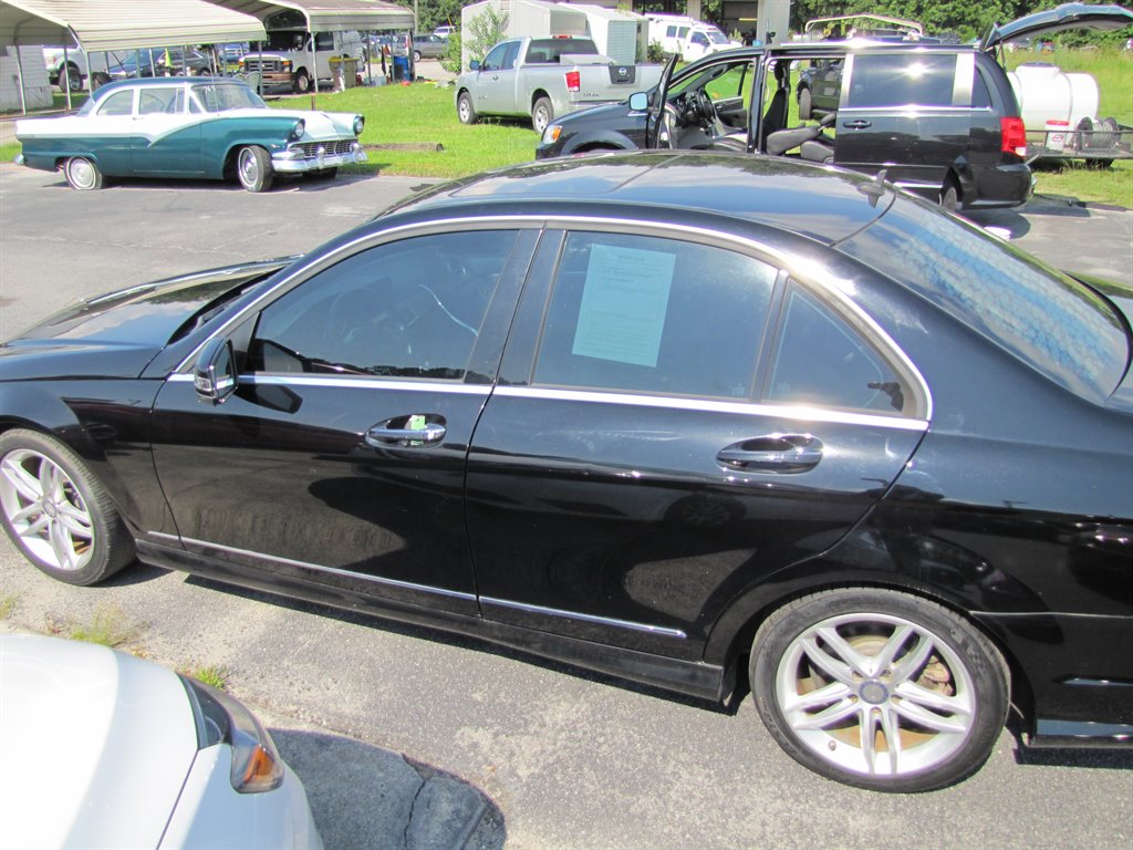 2014 Mercedes-Benz C-Class C250 Luxury photo