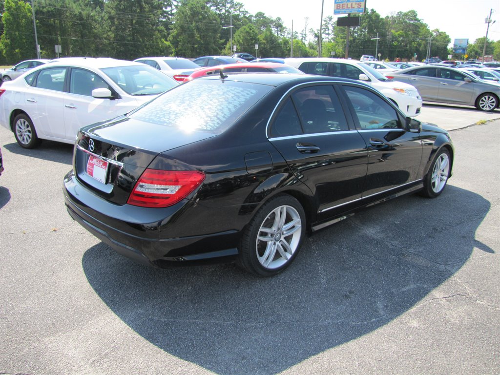 2014 Mercedes-Benz C-Class C250 Luxury photo