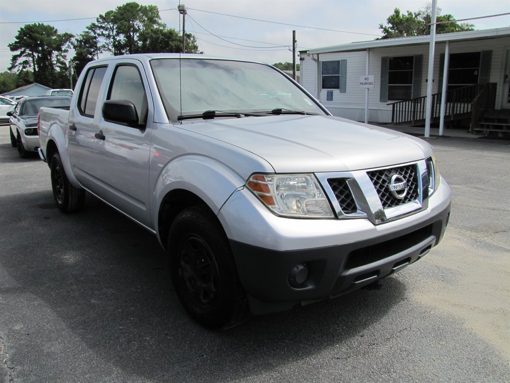 2011 Nissan Frontier S photo
