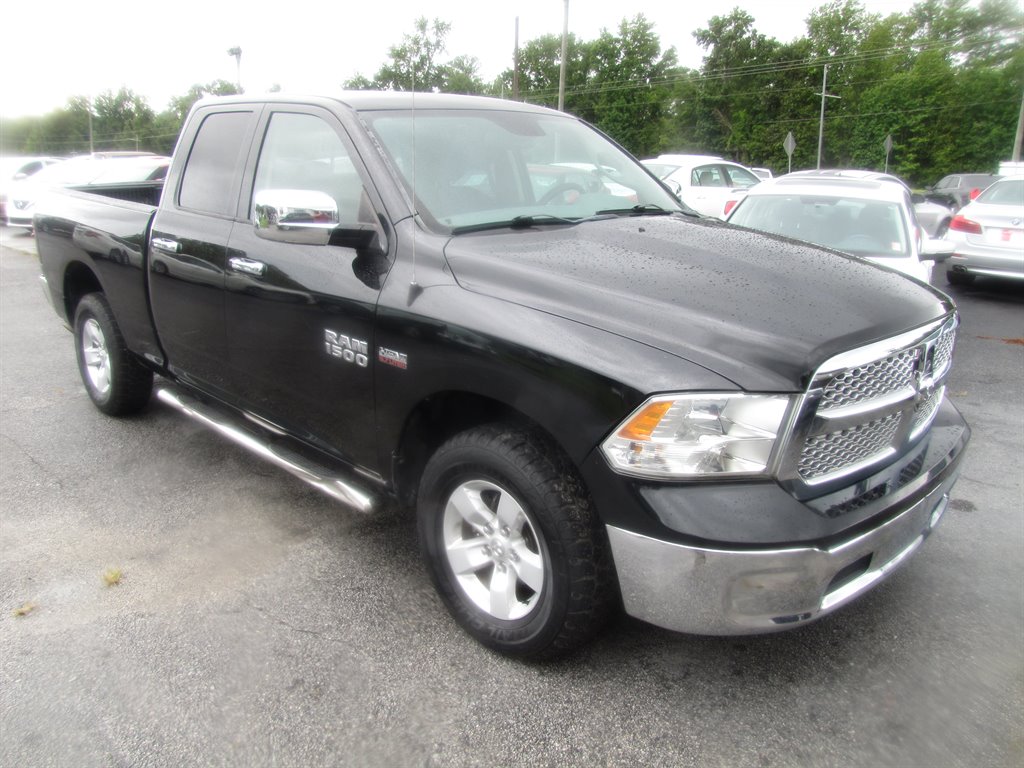 2016 RAM 1500 SLT photo