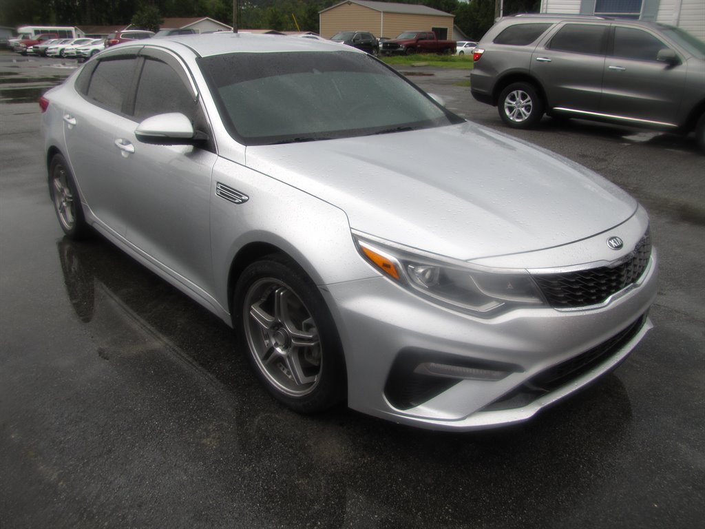 2019 Kia Optima - $9,995
