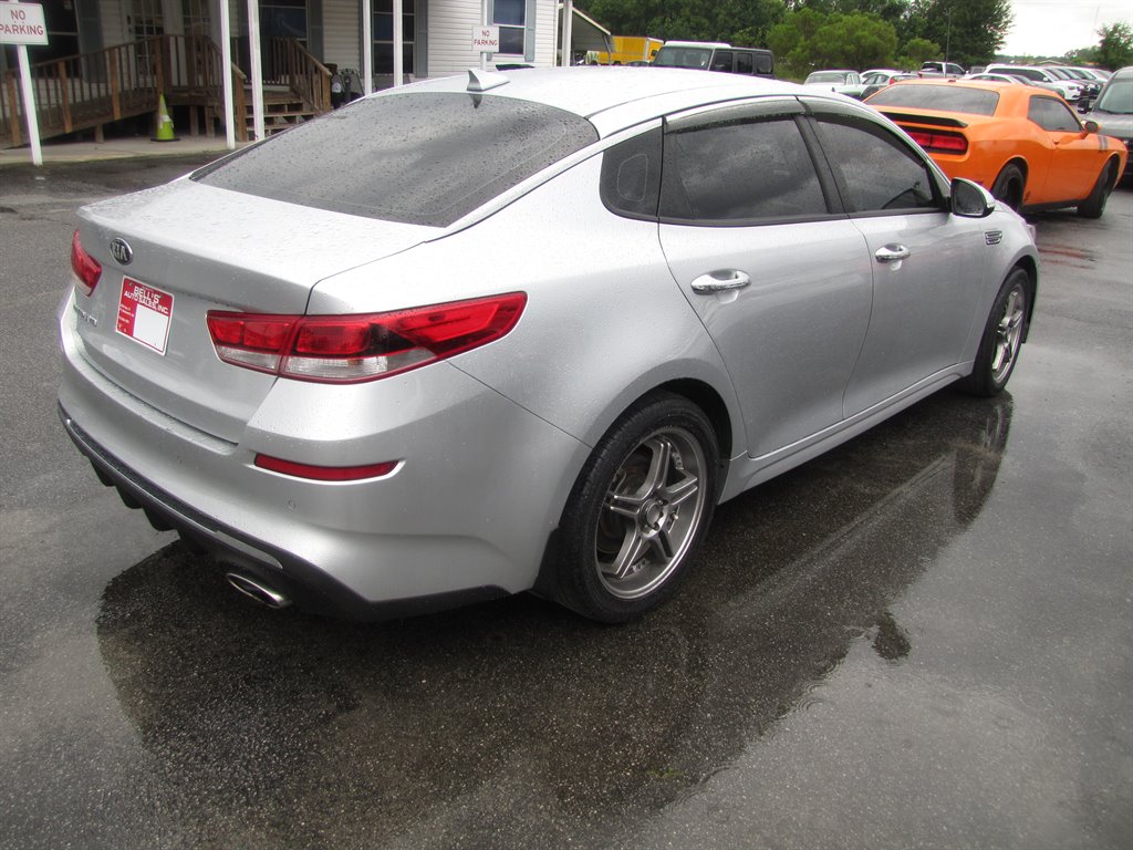2019 Kia Optima - $9,995