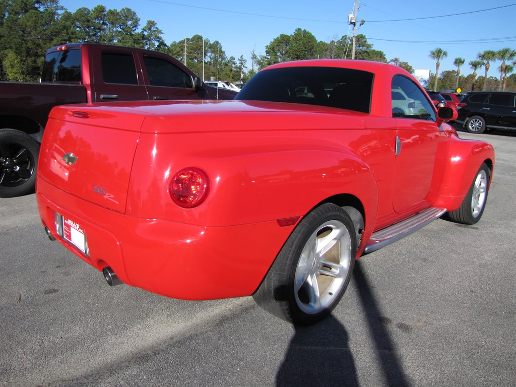 2003 Chevrolet SSR LS photo