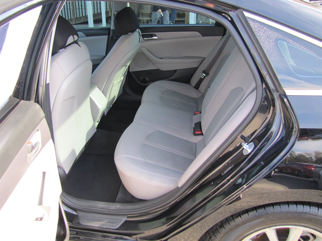 2019 Hyundai Sonata - $12,995