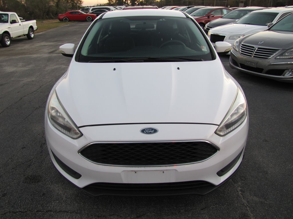 2017 Ford Focus - $10,995